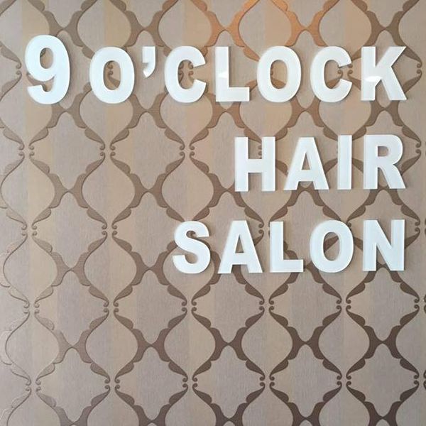 9 O'clock hair salon