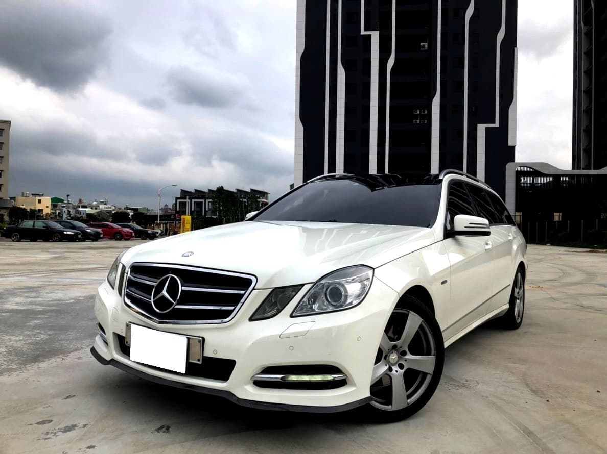 賓士M-Benz
