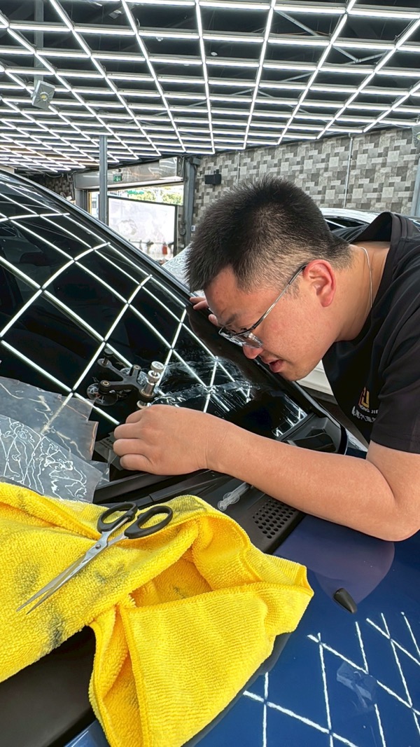 轟潔汽車美容坊 關於我們