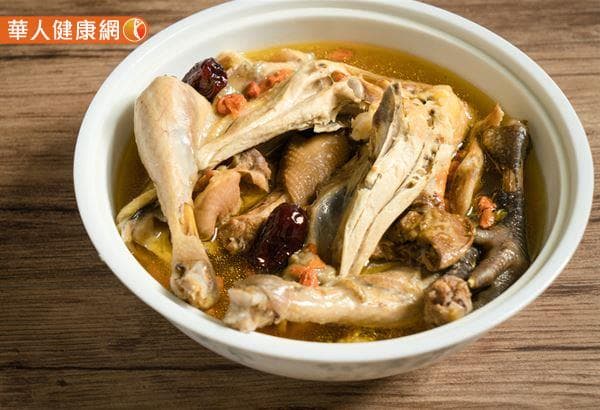 萬華麻油雞