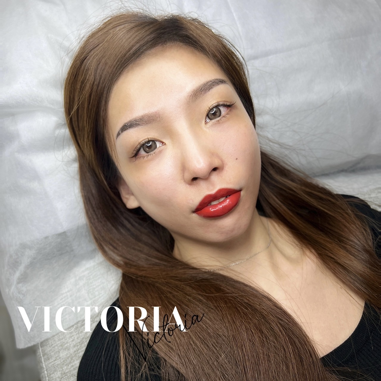 Victoria 嘉義彩妝整體造型/美甲紋綉