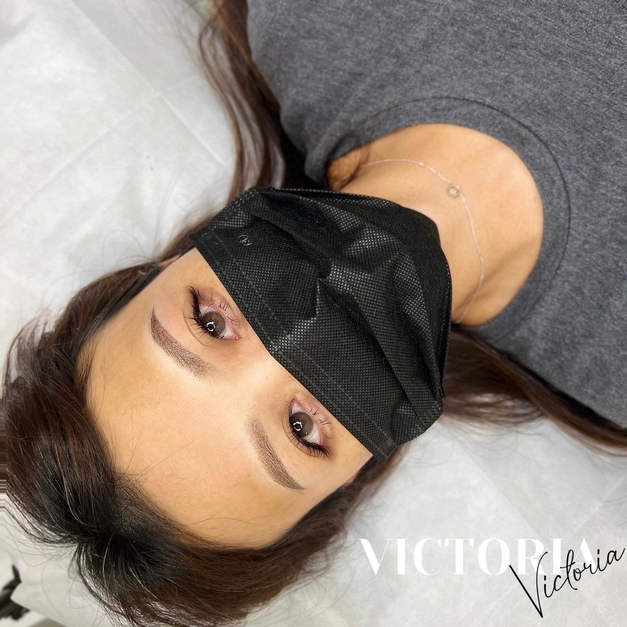 Victoria 嘉義彩妝整體造型/美甲紋綉