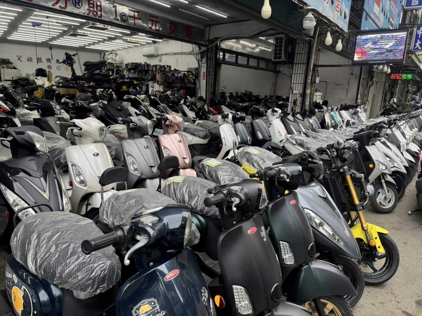 笑臉狼中古二手機車 高價收購機車