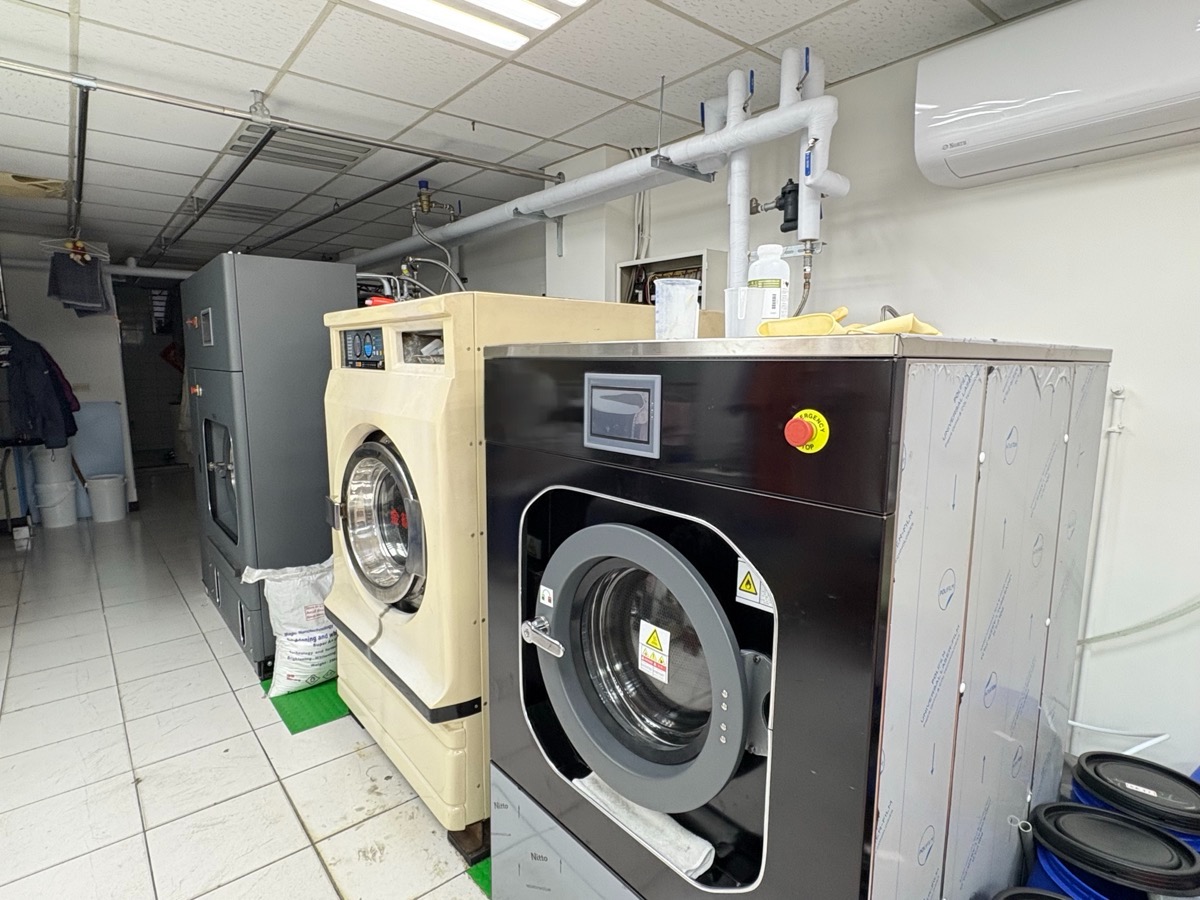 洋潔精緻乾洗 env